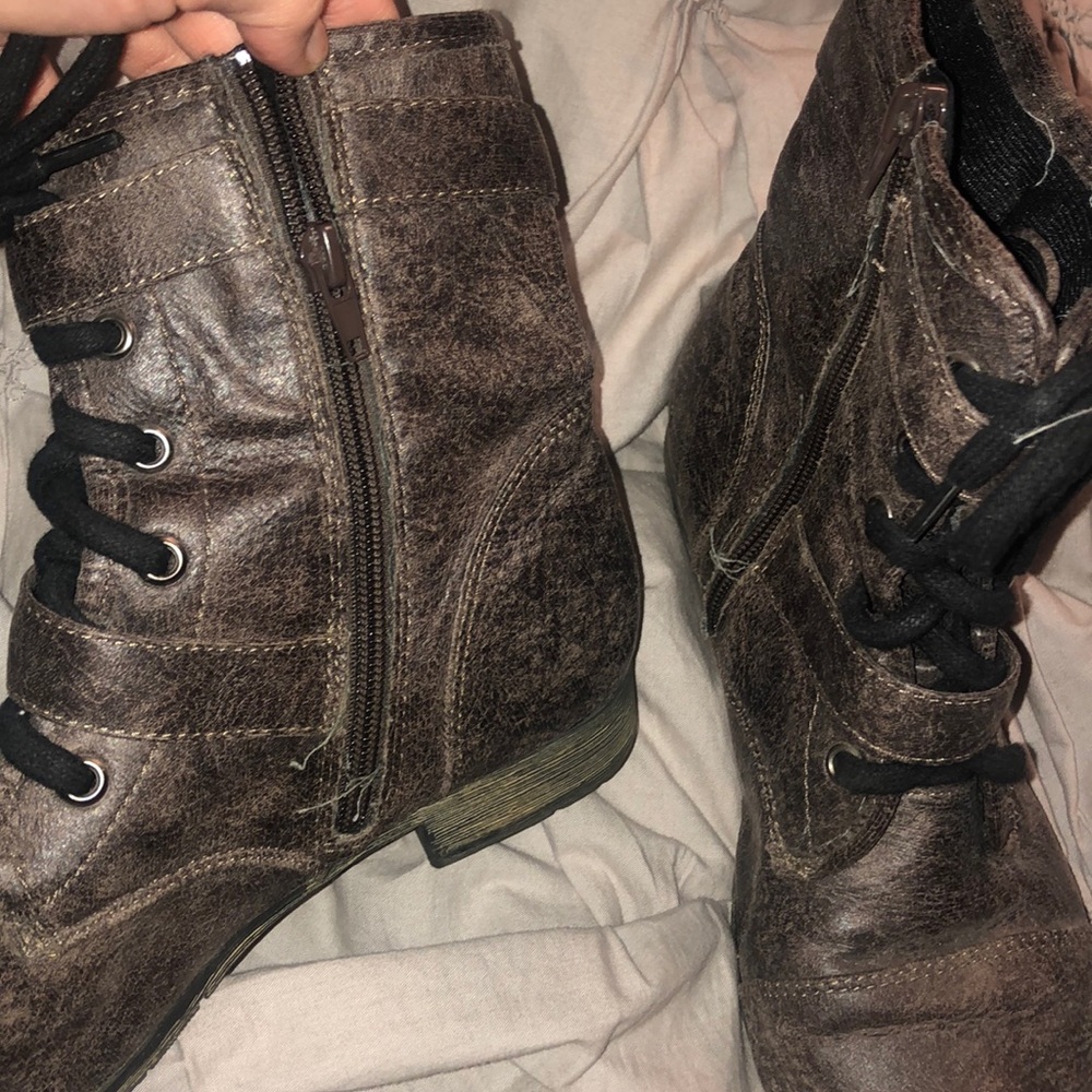 Booties - Picture 4 of 4